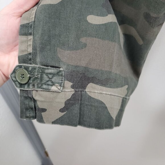 Sullen‎ Girl Junior's Y2K Green Camo Alt Grunge Punk Style Stretch Capris Size 5 - Picture 5 of 9